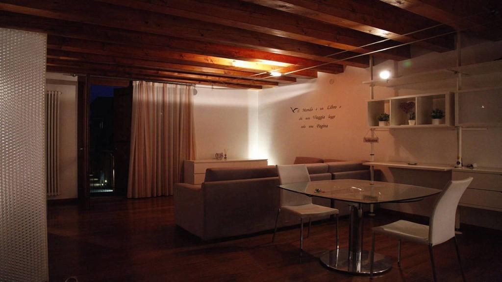 La Casa Di Leo